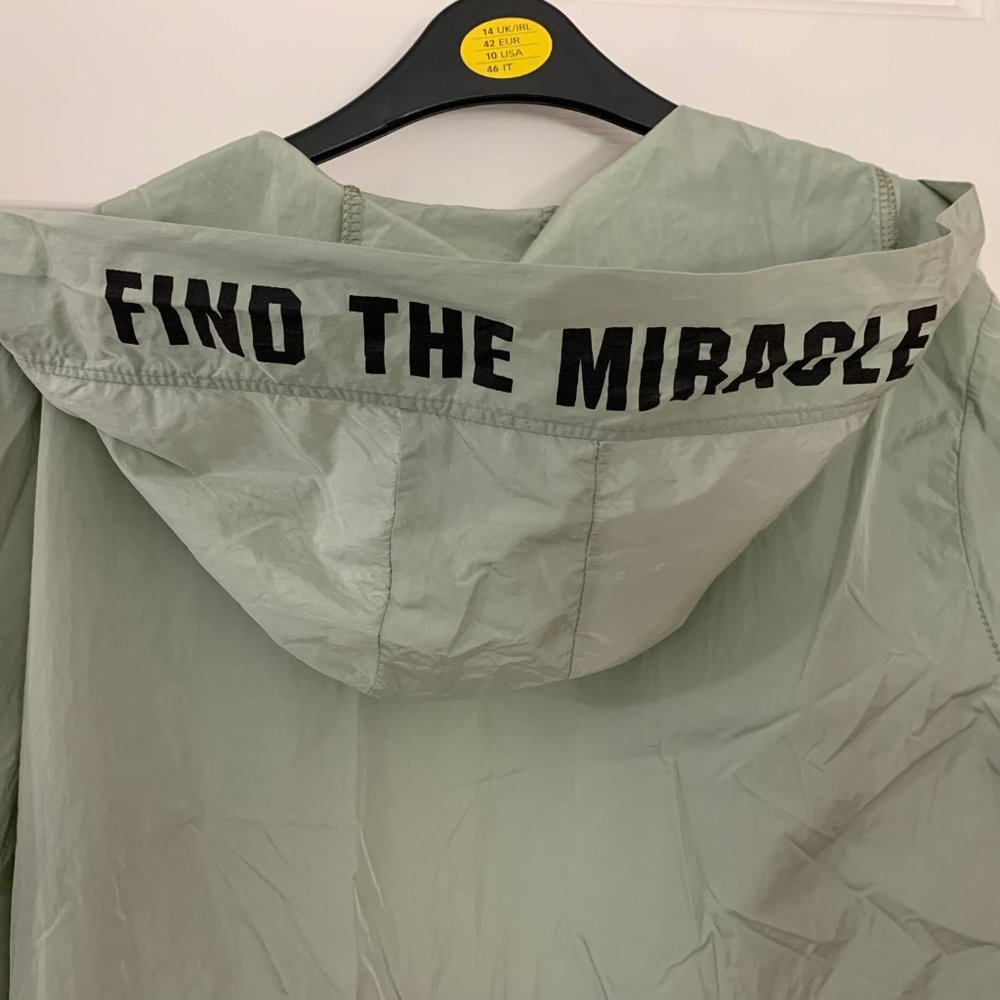 Rain jacket - Picture 2 of 5